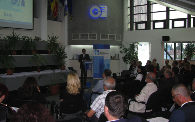 Camera-de-Comert – Eveniment TehnoINSTRUMENT Camera-de-Comert - Eveniment TehnoINSTRUMENT